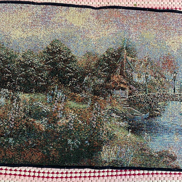 NWOT Thomas Kinkade table runner - Picture 7 of 7